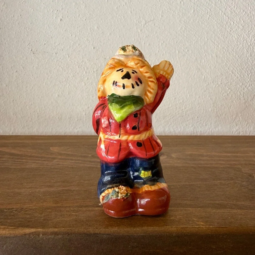 Vintage Scarecrow Ceramic Salt Or Pepper Shaker Made In China Fall Harvest Decor